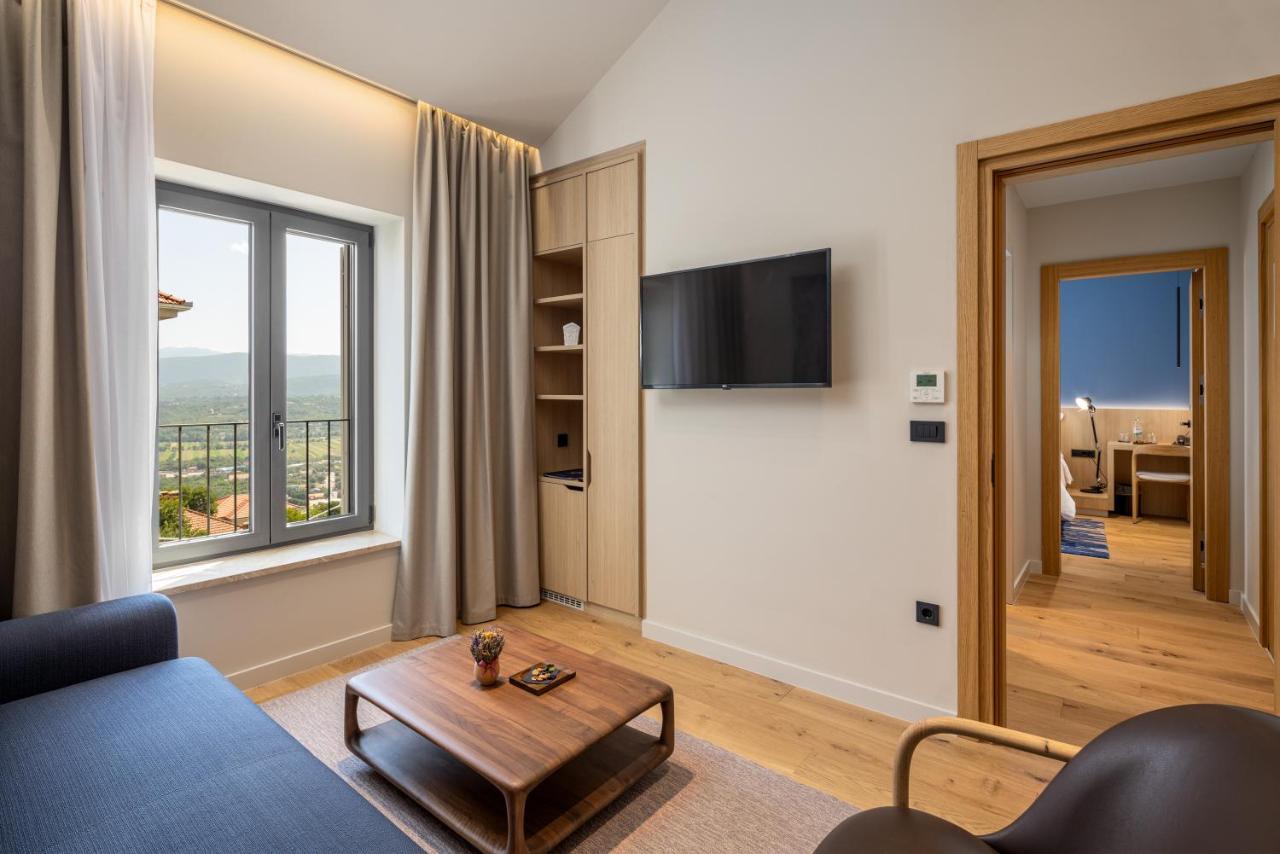 Emotheo Heritage Hotel Имотски Экстерьер фото